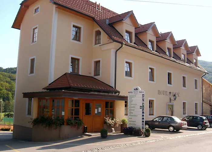Kovac Hotel